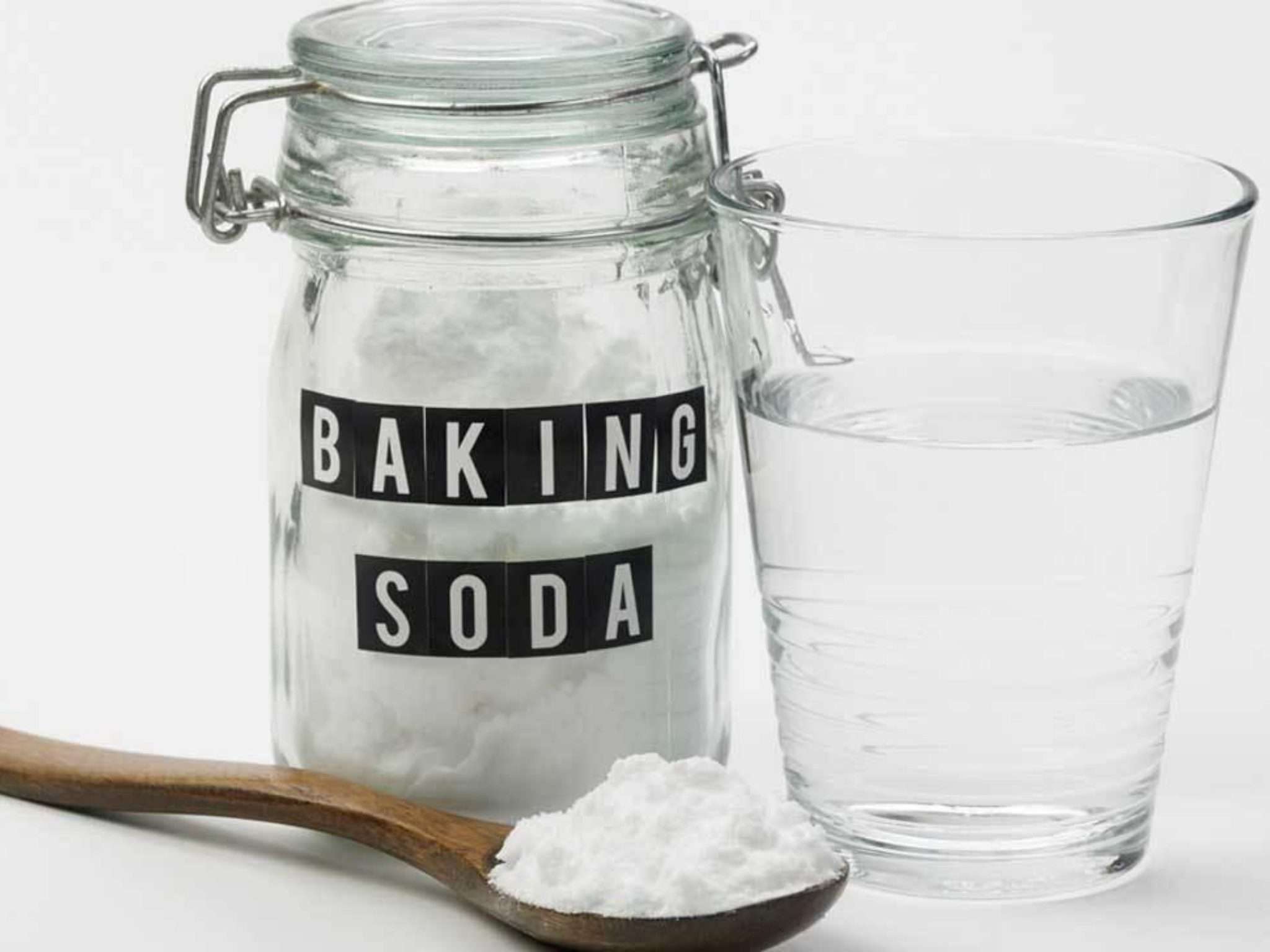 10 Benefits and Uses for Baking Soda