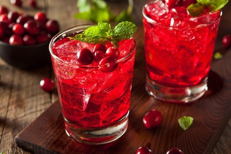 Does Cranberry Juice Help You Poop? (+Possible Side Effects)