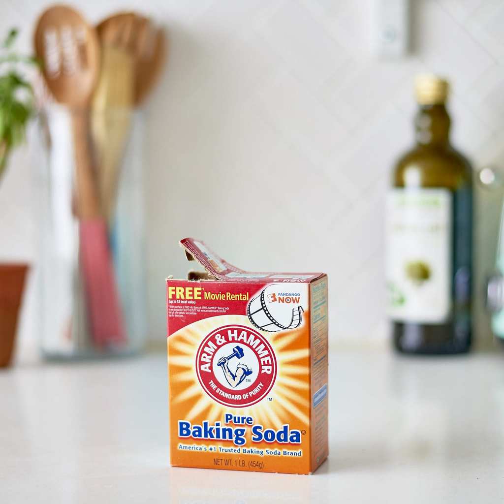 These 25 Genius Uses For Baking Soda Actually Work