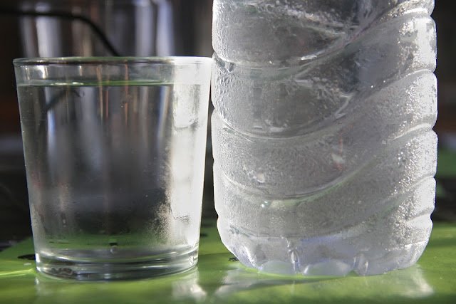Water for Diarrhea: Does Drinking Water Help Diarrhea ...
